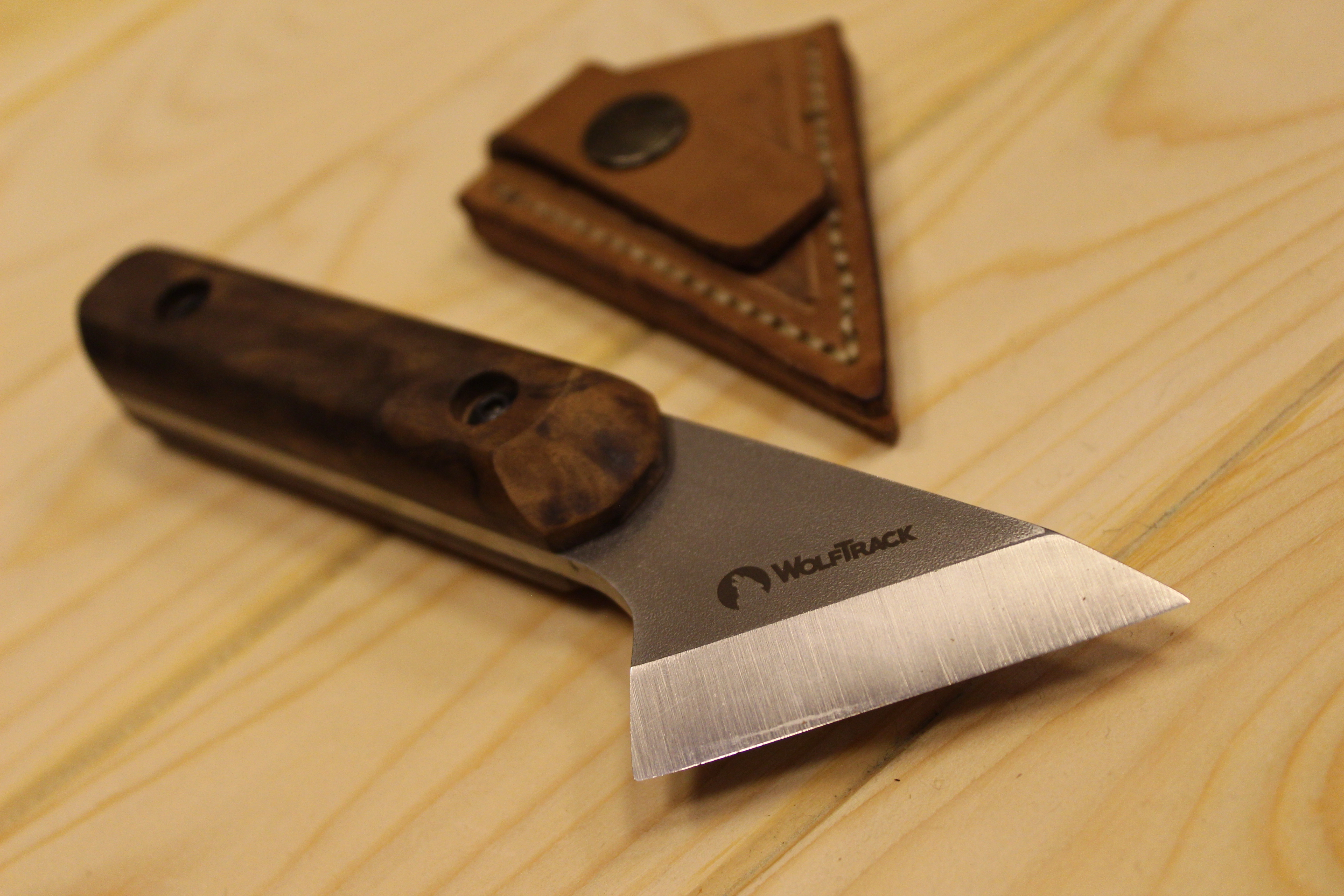 Kiridashi Özel Tasarım Wolftrack