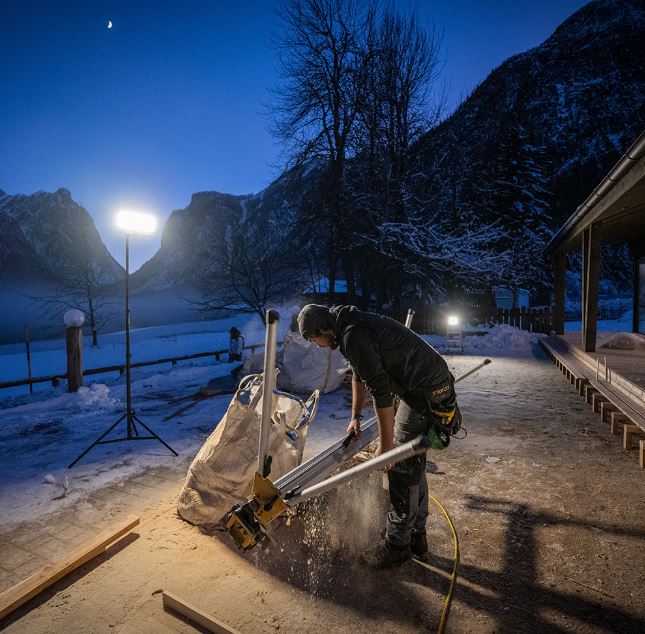 LED%20LENSER%20AF8R%20Work%20-%204000%20LÜMEN