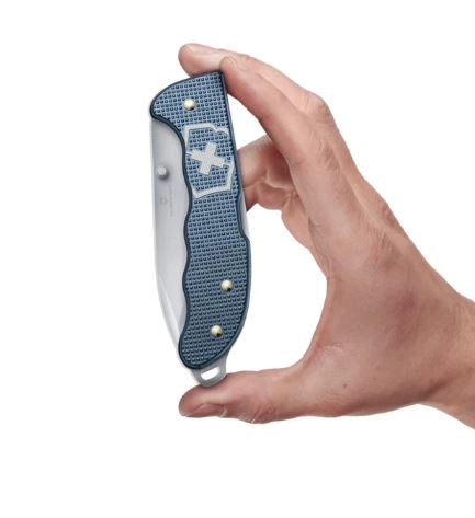 VICTORINOX GLACIAL BLUE ALOX 2026 SINIRLI SAYI İSVİÇRE ORDU BIÇAĞI
