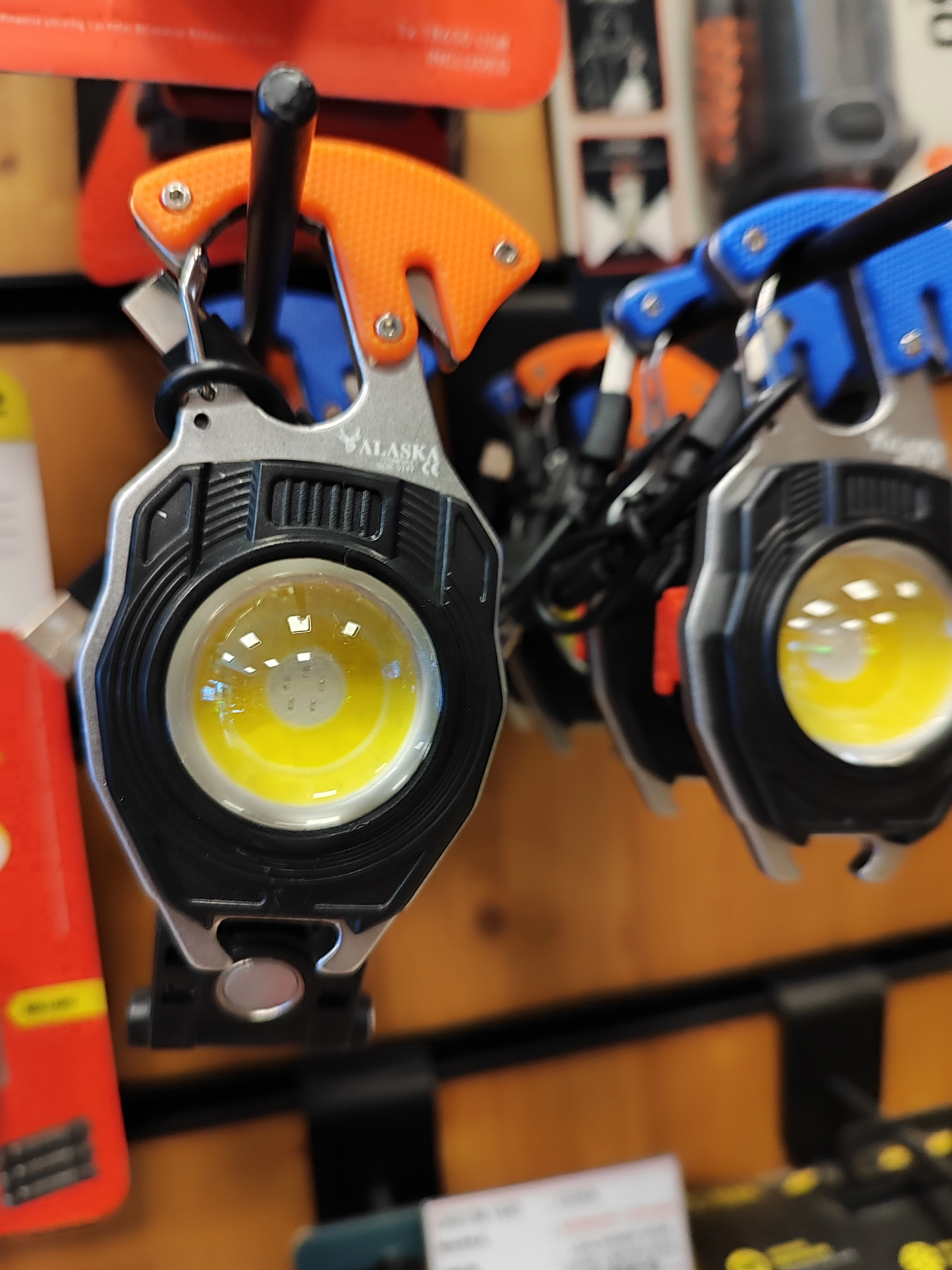 Alaska SDR-5417 Şarjlı COB LED  – Type-C Şarjlı, Mıknatıslı, Karabinalı Çok Amaçlı Fener