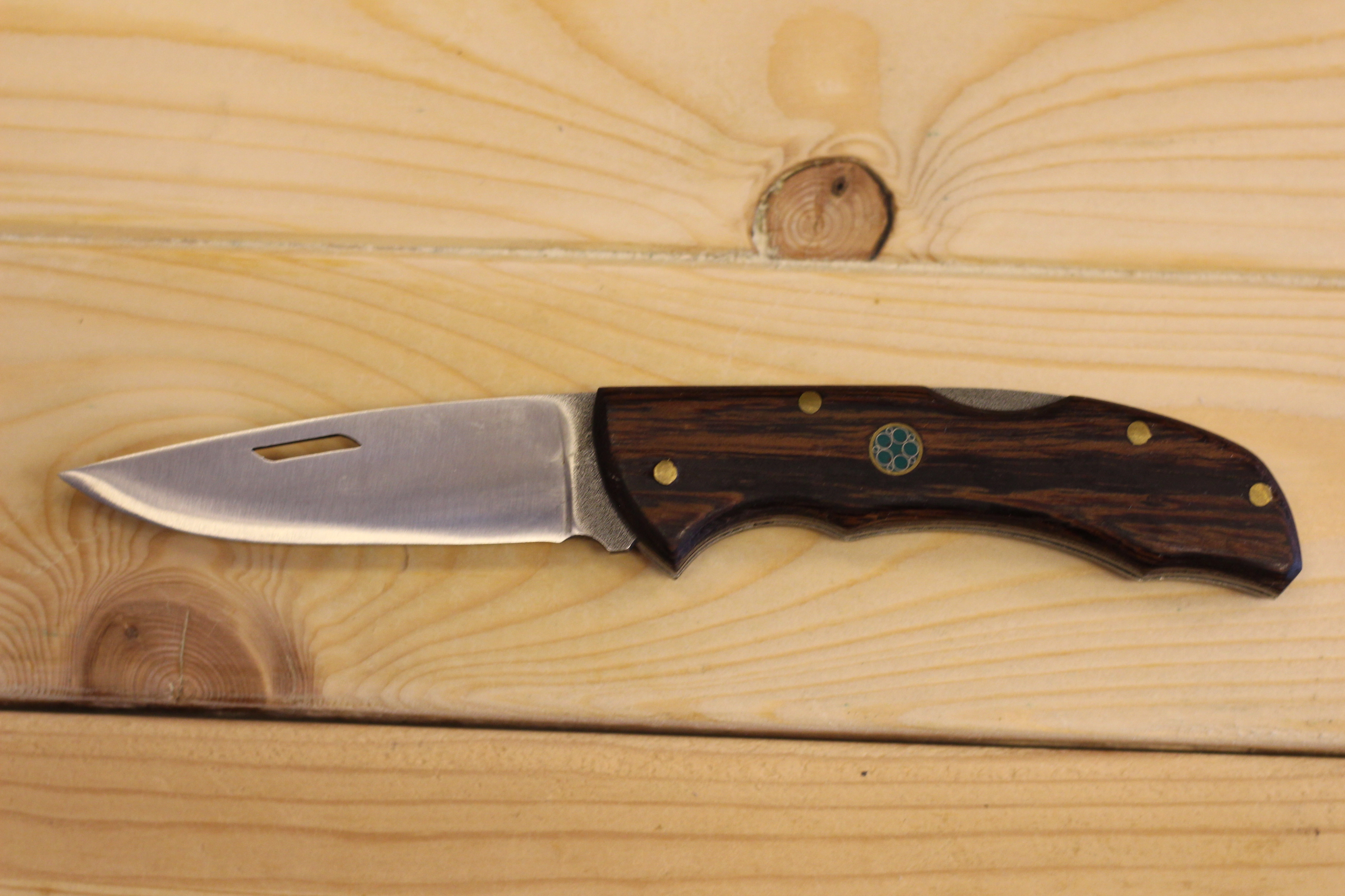 WOLFTRACK AHŞAP KABZA ÇAKI WENGE