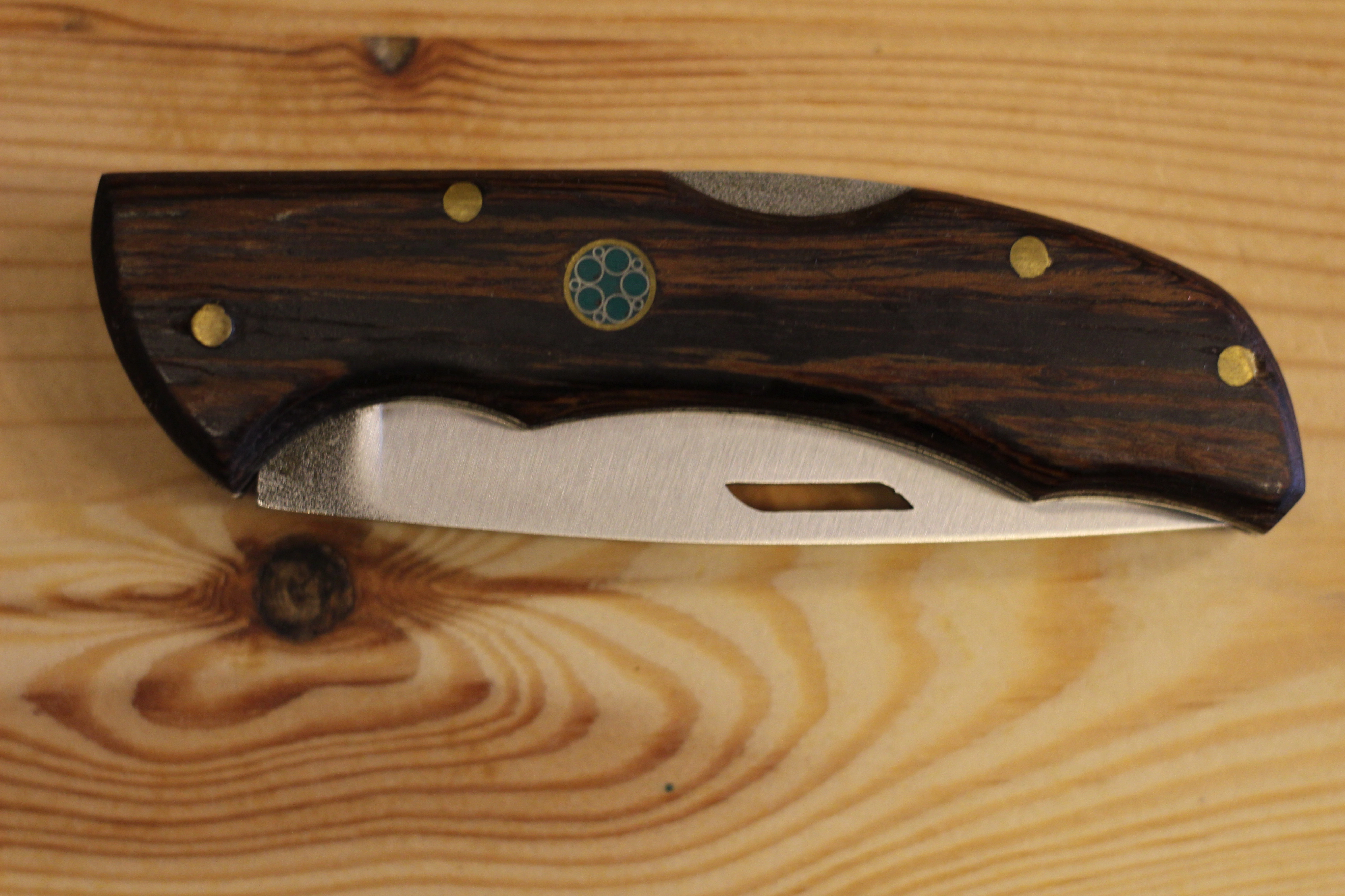 WOLFTRACK AHŞAP KABZA ÇAKI WENGE
