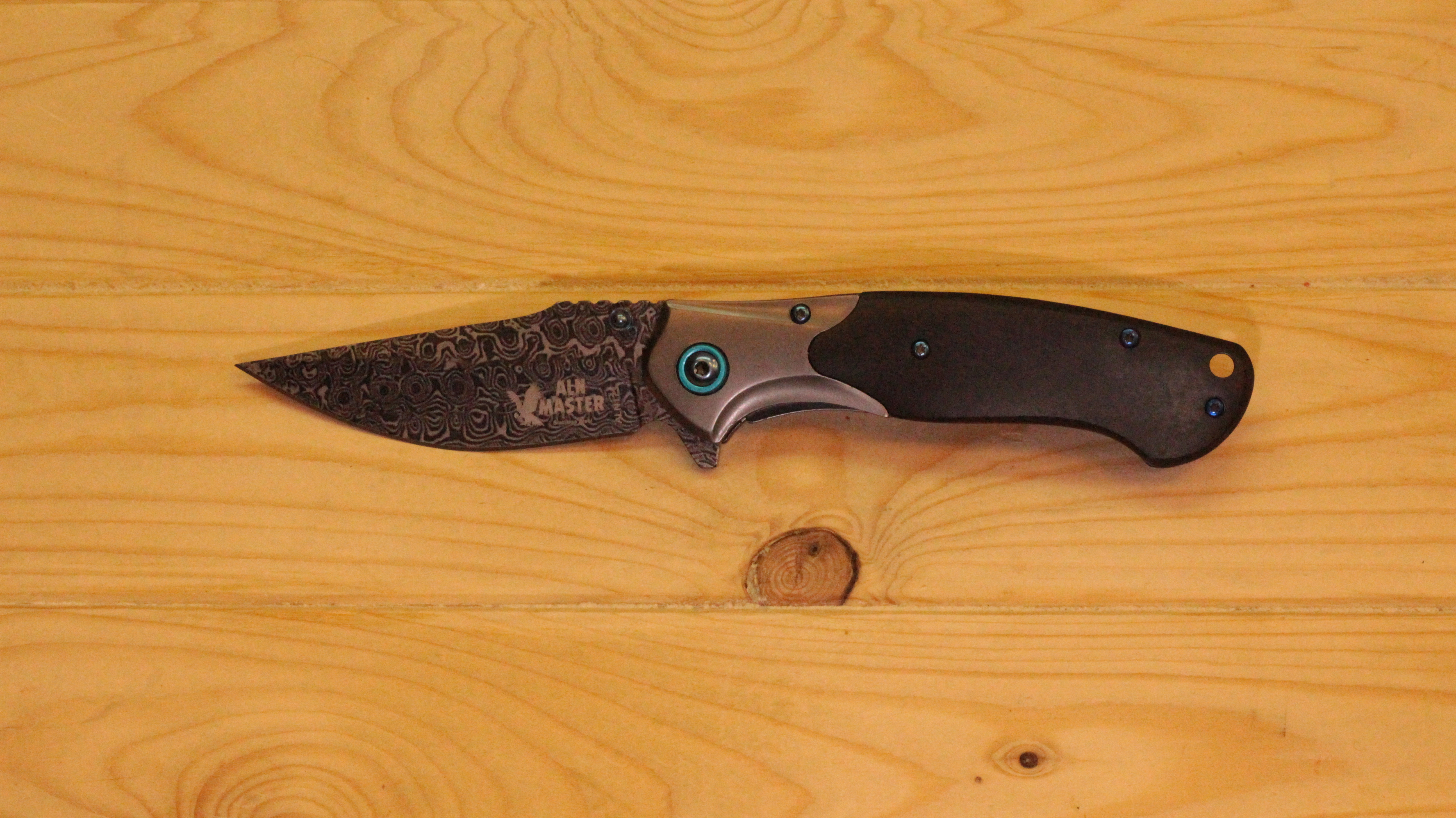 WOLFTRACK DAMASCUS DESENLİ ÇAKI
